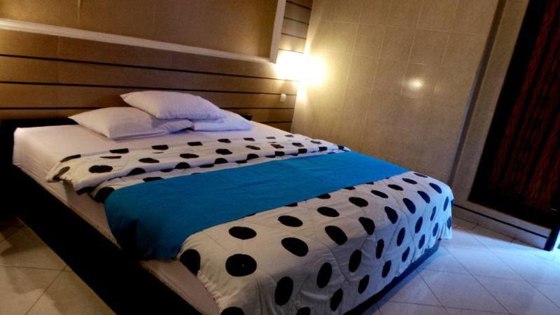 Denays House Hotel Jimbaran  Exterior photo