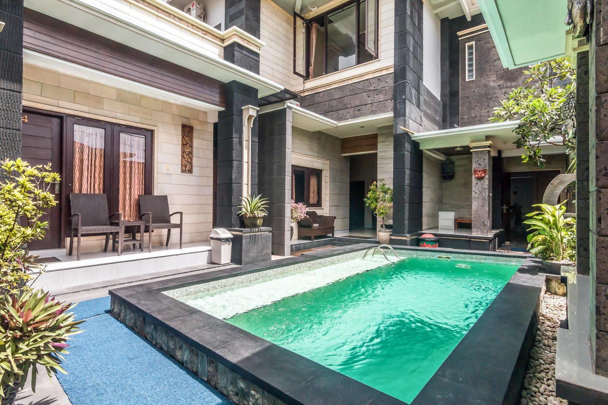 Denays House Hotel Jimbaran  Exterior photo